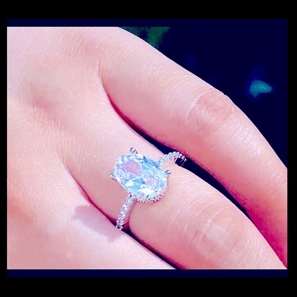 π New Simulated π Sterling Silver Zirconiaπ°πΌπ - Picture 3 of 8